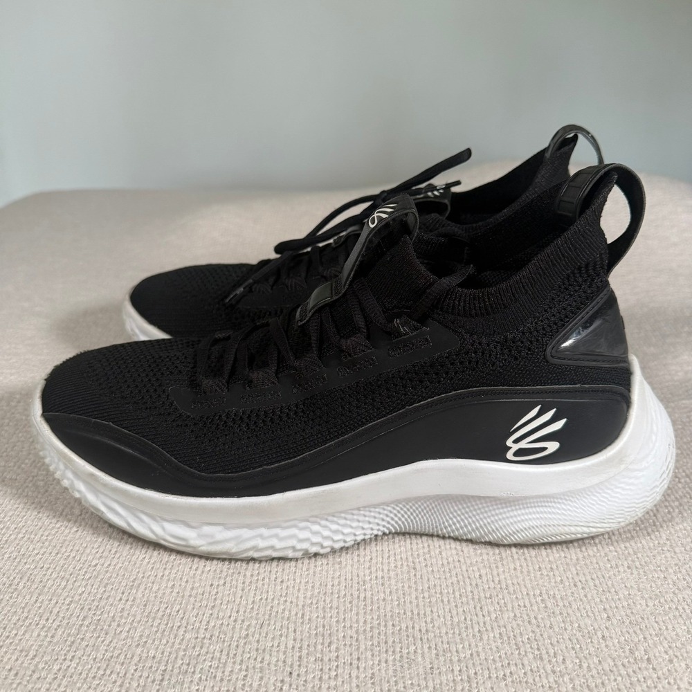 Under Armour Curry 8 Flow Sneakers Size 10 Black White Basketball 3023085-002 - Picture 6 of 16
